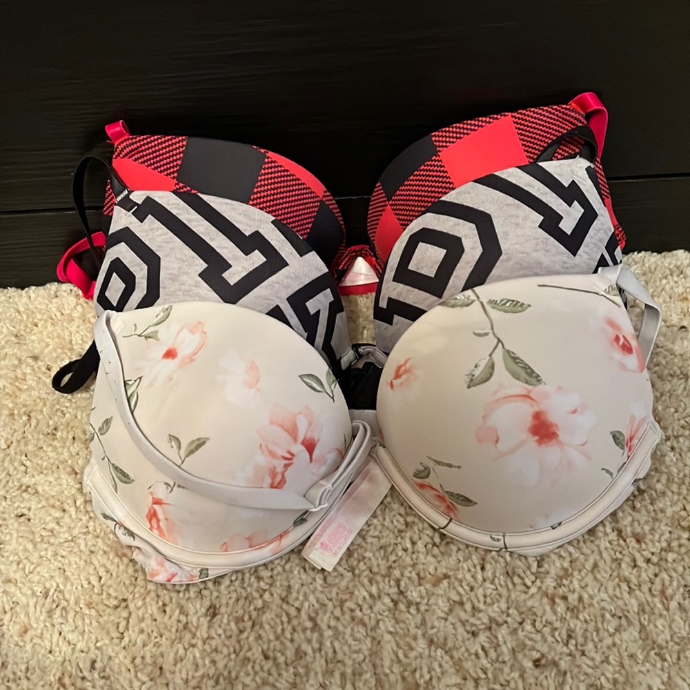 PINK Victoria Secret Bra Lot Size 32C